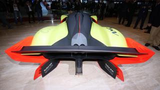 The 1,100 Horsepower Aston Martin Valkyrie AMR Track Car Looks So Goddamn Cool